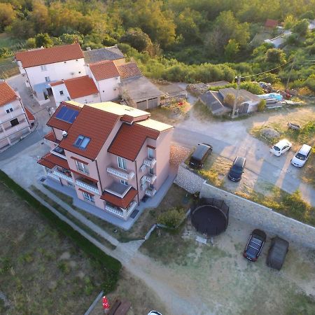 Apartmani Danijela Tomicic 로파르 외부 사진